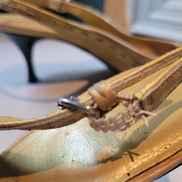 FENDI Selleria GOLD kitten heels - Picture 11 of 13